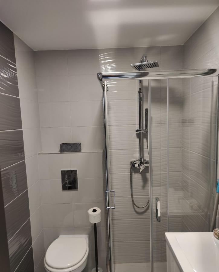 Aqua Solar Apartmanhaz Miskolc Dış mekan fotoğraf